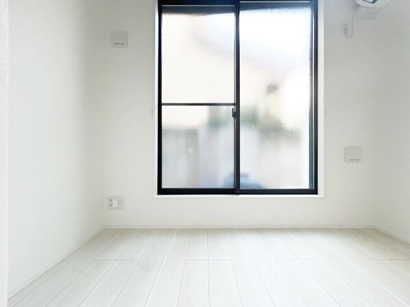 ソルナクレイシア都立大学の物件内観写真